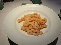 手剥龙井河虾仁-江南厨子·品苏杭(华润万象店)