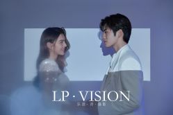 -乐派诗婚纱摄影