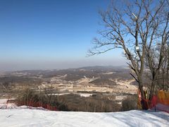 -庙香山滑雪场