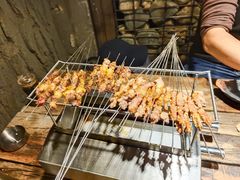 -破瓦寒窑·地摊烤羊排