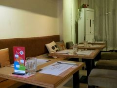-秀伴韩式主题餐厅(泰龙城店)