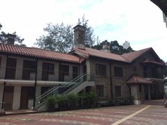 -香港大学