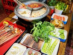-钢管厂五区小郡肝串串香火锅(人民广场店)