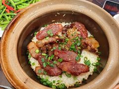 腊肉腊肠饭-红星光发煲仔饭(文海店)