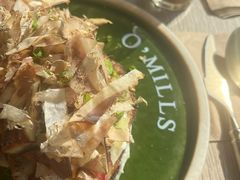 鳗鱼牛油果无花果全麦吐司-O'mills Sourdough Bakery&Bistro(永嘉路店)