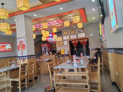 -阿婆情腊排骨火锅(金虹路店)