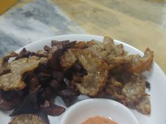 炸三样-东北菜冰城一家人