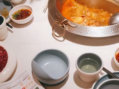 -左庭右院鲜牛肉火锅(金山万达店)