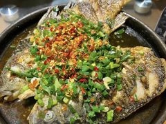 -聚鑫朋酸菜肥肠(文艺路口店)