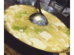 砂锅豆腐-天津乾毓德饭庄·清真传统炒菜·海鲜烧烤(咸阳路店)