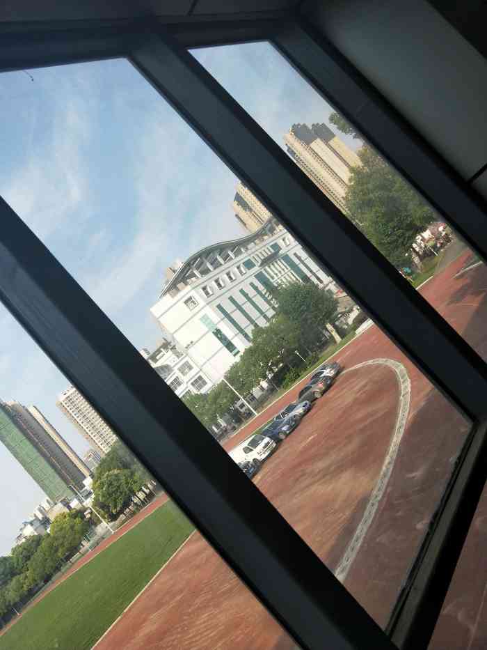 武汉市第十七高中-"这些是我2007年拍摄的,为了拍些照片,.