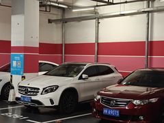 -Iapm环贸地下车库