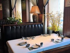 -八府香鸭·啫啫煲(华山路店)