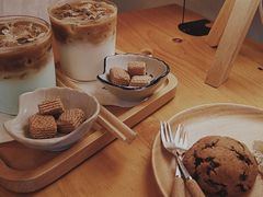 薄荷拿铁-餐酒吧Com-ing Bar(上海路店)