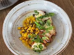 八爪鱼配烤玉米-BOR Eatery(安福路店)