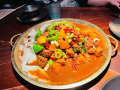 新疆大盘鸡-楼兰新疆主题餐厅(悠方店)