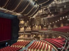 -交通银行前滩31演艺中心