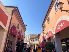 -佛罗伦萨小镇广佛名品奥特莱斯(疏港路店)