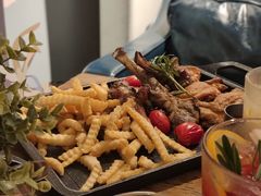 -灵意咖啡·西班牙美食(汕头金平万达广场店)