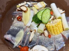 -鲜念蒸汽石锅鱼(红山6979店)