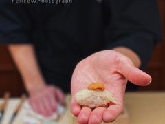 海胆纹甲鱿鱼寿司-Sushi Hanzo半藏(天环广场店)