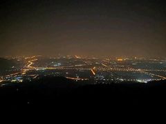 -鬼笑石后山停车场