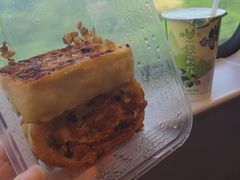 -玉器街豆腐卷周加勇小吃店(玉器街店)