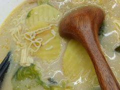 -麻小劲菌汤麻辣烫(体育西路店)