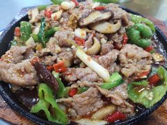 铁板牛肉-洪霞餐馆