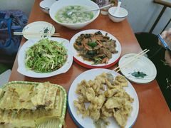 -锅贴王海鲜小馆