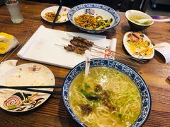 -东大桥小国抻面烧烤(长通路店)