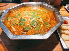 酸汤鱼-野山舂·贵州现舂酸汤火锅(鸿通城店)