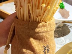 活体金针菇-麻路成都火锅(柏威年店)