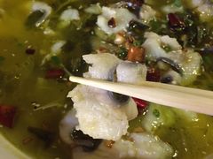 招牌无骨酸汤鱼-渔湘粤厨(时尚天河美食城店)