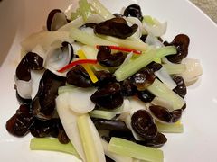 鲜百合淮山炒木耳-炳胜公馆(珠江新城店)