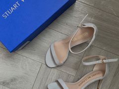 -STUART WEITZMAN(静安嘉里中心店)