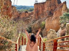 -彩色沙林风景区