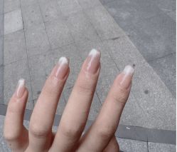 -UGIRL有个美甲