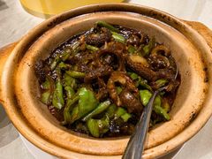 尖椒腩肉炒海参-粤汕小厨(北站店)