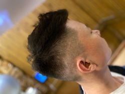 -红人馆造型世爵国际