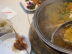 -阿瓦山寨·湘菜现炒·剁椒鱼头王(咸阳总店)