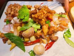 傣味柠檬香叶鸡-云海肴·汽锅鸡·云南代表菜(天山百盛优客店)