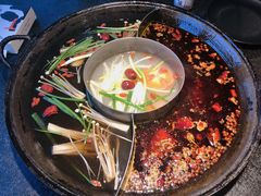 -渝涯重庆豆花老火锅(中赢国际店)