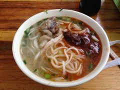 耙肉饵丝-巍山火巴肉饵丝(大理古城店)