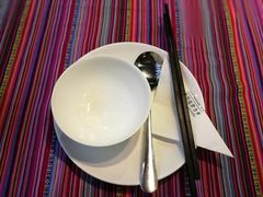 -香巴拉云南餐厅(华莱坞店)