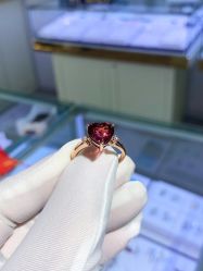 -夸克珠宝设计工作室