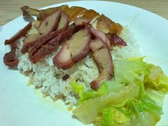 -滋味满屋美食坊(上海街店)