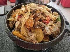 -撒拉人家.酸菜牦牛肉火锅