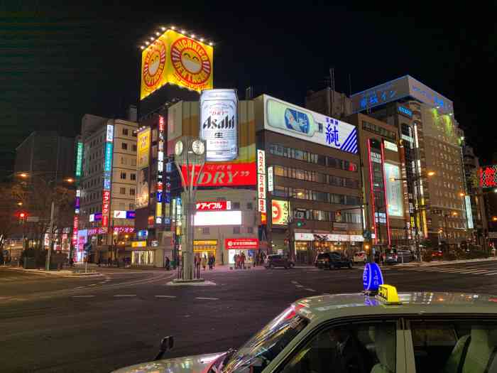 薄野欢乐街-"街上甜美可爱的日本小哥太多,双眼被日本.