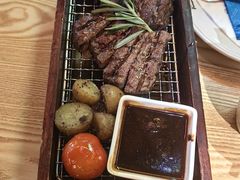-Famous肥猫墨西哥音乐餐吧(五棵松华熙LIVE店)